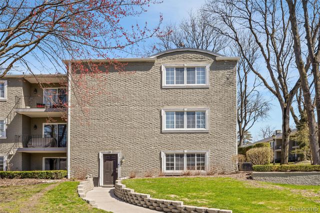 1113 N Old Woodward Avenue 78, Birmingham, MI 48009