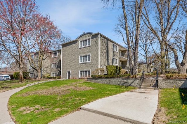 1113 N Old Woodward Avenue 78, Birmingham, MI 48009