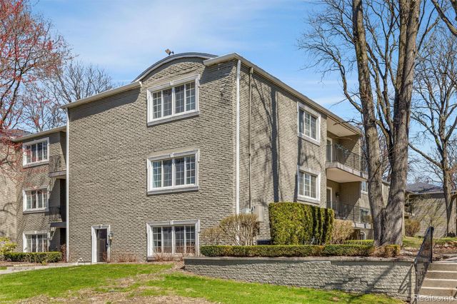 1113 N Old Woodward Avenue 78, Birmingham, MI 48009