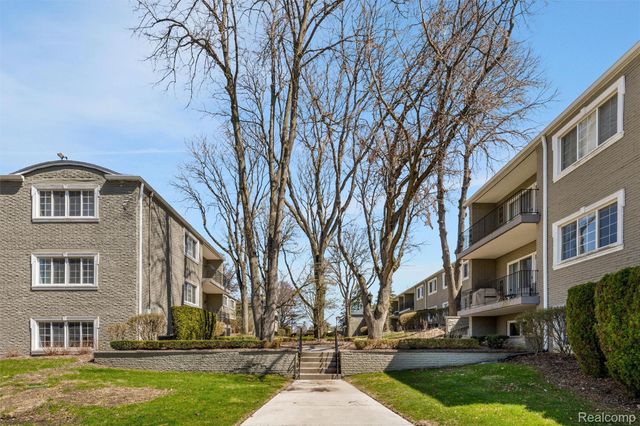 1113 N Old Woodward Avenue 78, Birmingham, MI 48009
