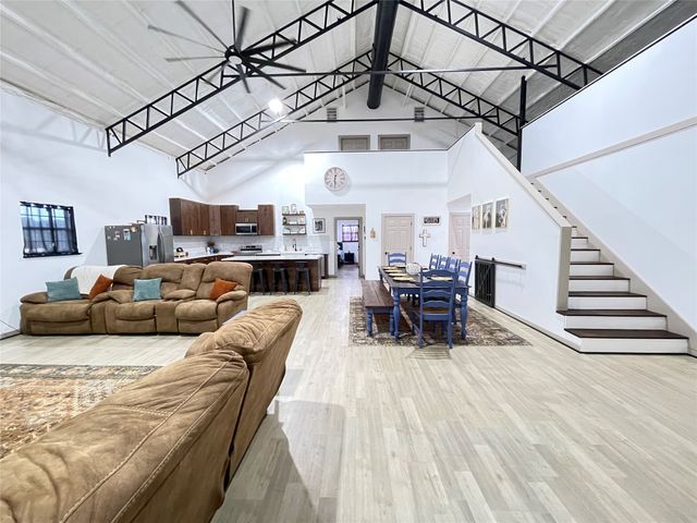 660 CR 3807, Bullard, TX 75757