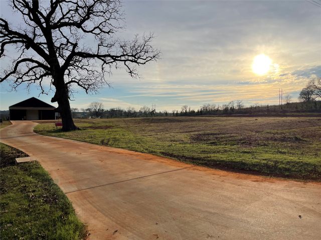 660 CR 3807, Bullard, TX 75757