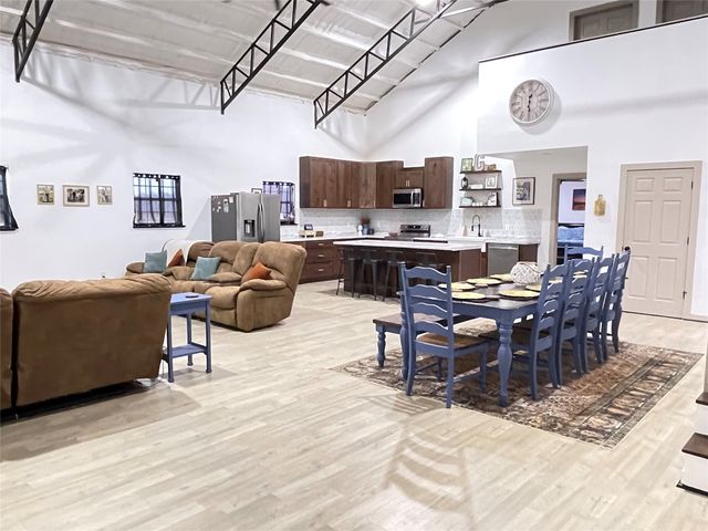 660 CR 3807, Bullard, TX 75757