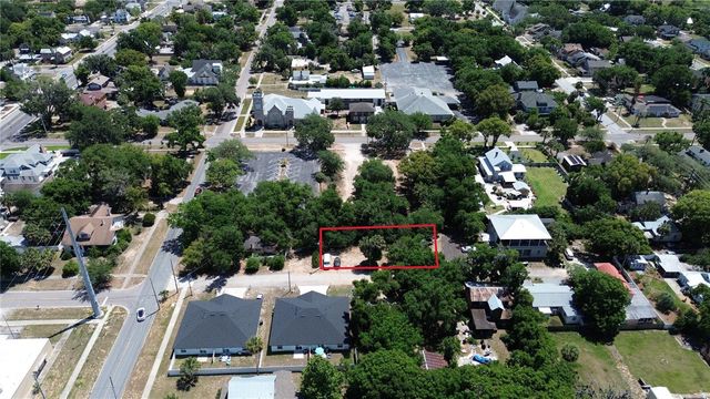 DEWITT COURT, Eustis, FL 32726