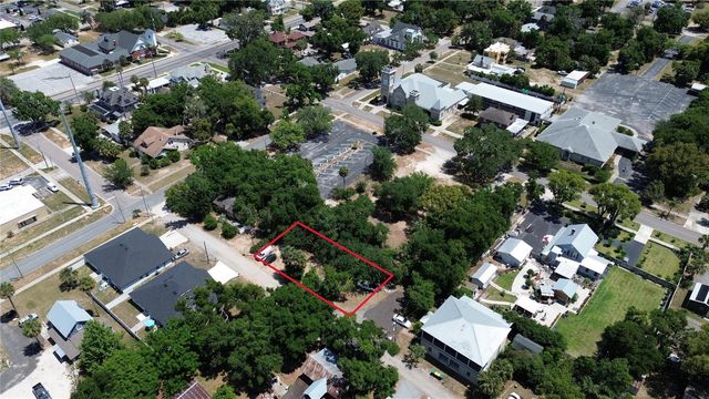 DEWITT COURT, Eustis, FL 32726