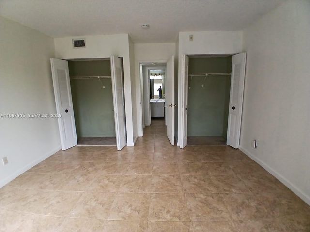 5901 Washington St 247, Hollywood, FL 33023