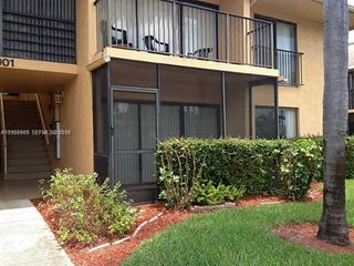 5901 Washington St 247, Hollywood, FL 33023