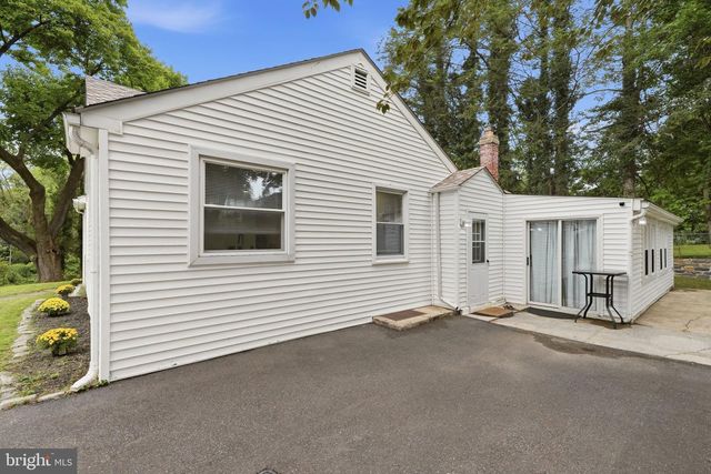 121 TREVOSE RD, Feasterville-trevose, PA 19053