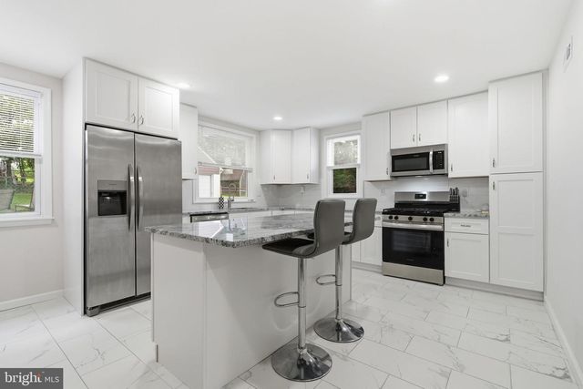 121 TREVOSE RD, Feasterville-trevose, PA 19053