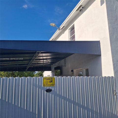 12215 SW 217th St, Miami, FL 33170