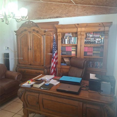 12215 SW 217th St, Miami, FL 33170