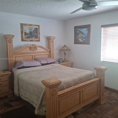 12215 SW 217th St, Miami, FL 33170