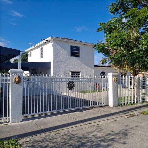 12215 SW 217th St, Miami, FL 33170