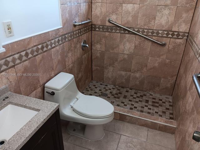 12215 SW 217th St, Miami, FL 33170