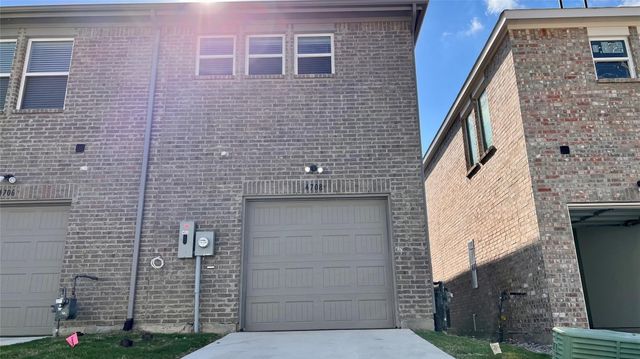 4708 Haltom Road, Haltom City, TX 76117