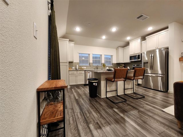 4708 Haltom Road, Haltom City, TX 76117