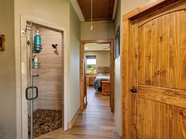 1020 County Road 1596, Alvord, TX 76225