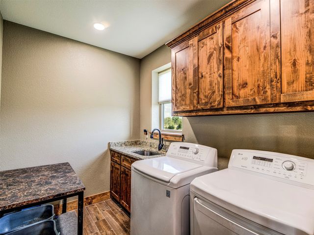 1020 County Road 1596, Alvord, TX 76225