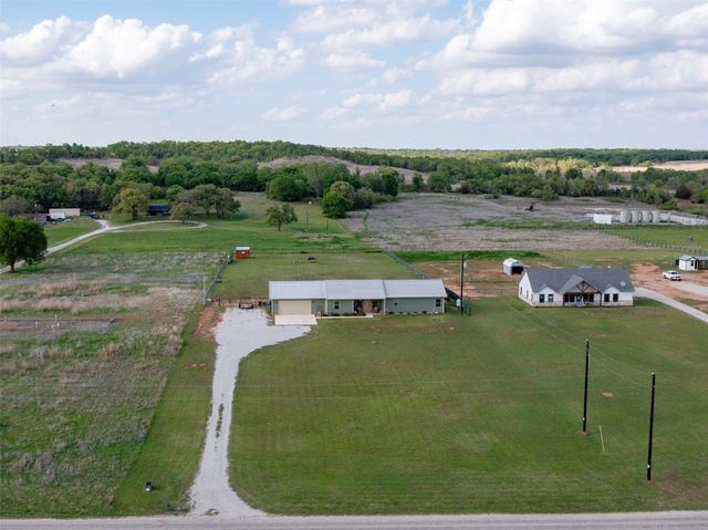 1020 County Road 1596, Alvord, TX 76225