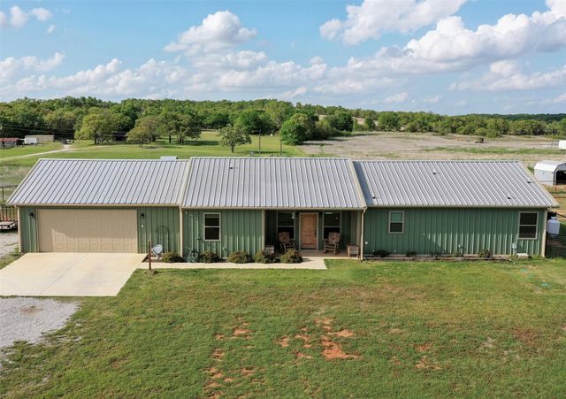 1020 County Road 1596, Alvord, TX 76225