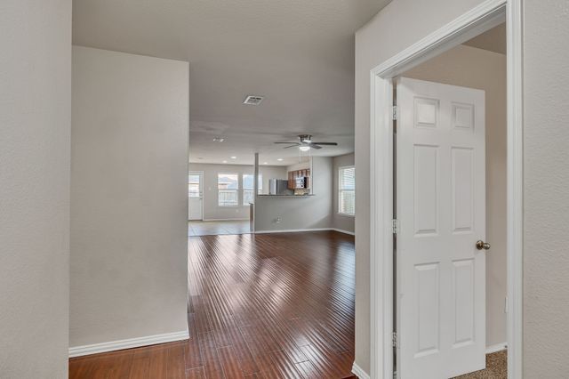 9204 Tierra Verde Drive, Fort Worth, TX 76177