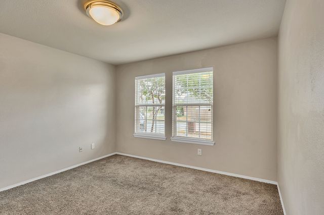 9204 Tierra Verde Drive, Fort Worth, TX 76177