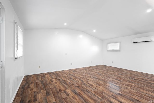 415 N Washington Street, Warsaw, IN 46580