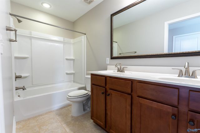 15223 Lakeside Trail, Huntsville, AL 35803