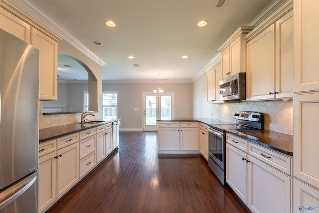 15223 Lakeside Trail, Huntsville, AL 35803