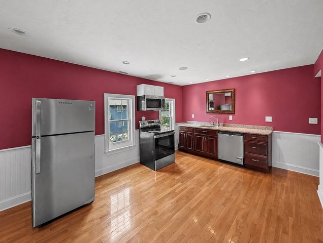 5 Victoria Ter 2, Millbury, MA 01527