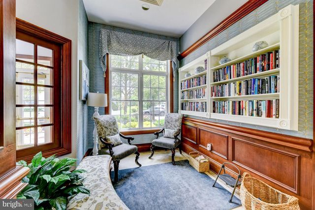 9 LIEDTKE DR, Cranbury, NJ 08512