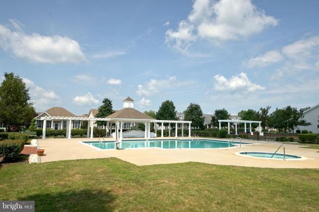 9 LIEDTKE DR, Cranbury, NJ 08512