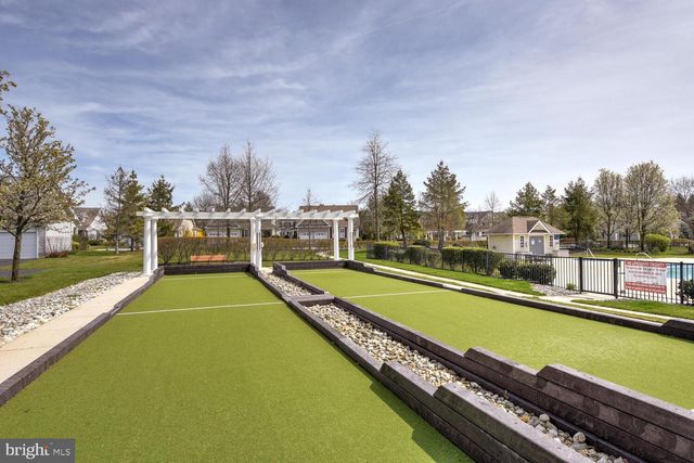 9 LIEDTKE DR, Cranbury, NJ 08512