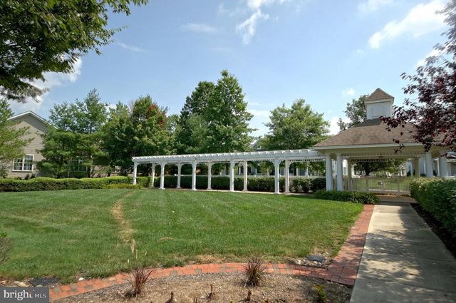 9 LIEDTKE DR, Cranbury, NJ 08512