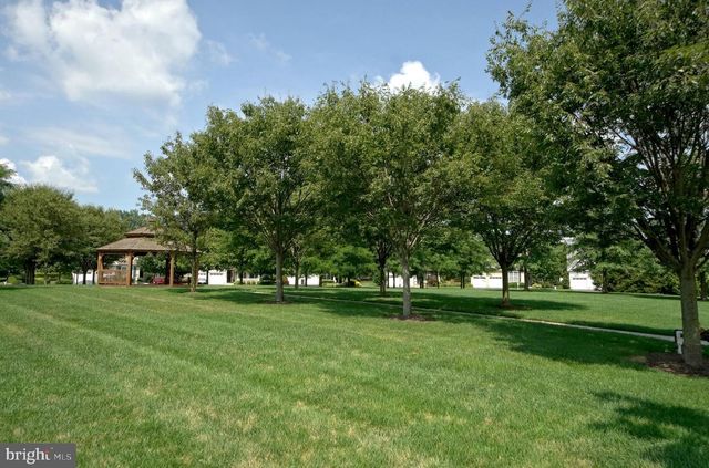 9 LIEDTKE DR, Cranbury, NJ 08512