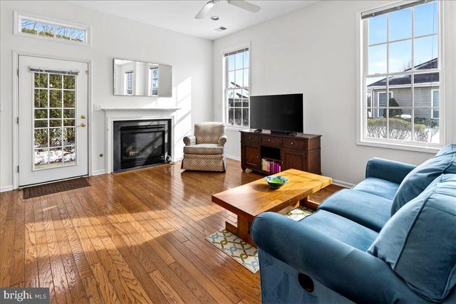 9 LIEDTKE DR, Cranbury, NJ 08512