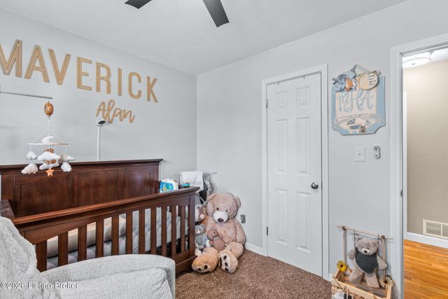 11809 Mahogany Dr, Louisville, KY 40272