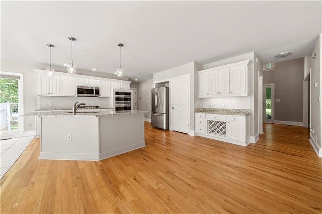 75 Spring Ridge Court, Newnan, GA 30265