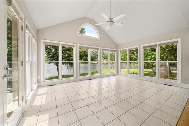 75 Spring Ridge Court, Newnan, GA 30265