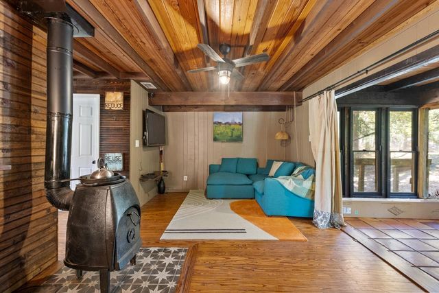 521 Conrad Hills Road, Havana, FL 32333