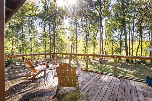 521 Conrad Hills Road, Havana, FL 32333