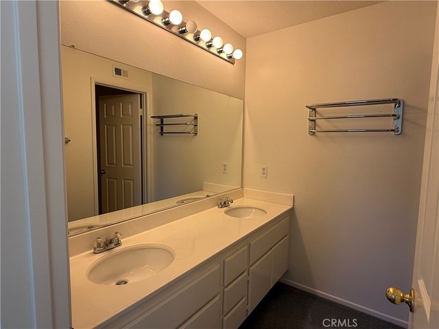 26506 Isabella, Canyon Country, CA 91351