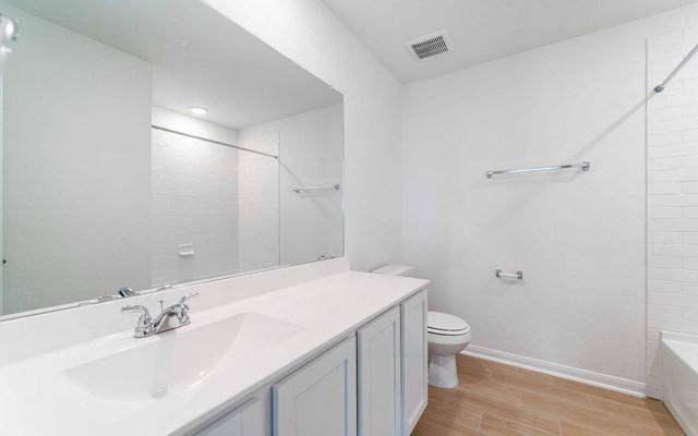 1236 Sweden, Seguin, TX 78155