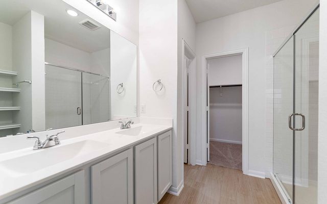 1236 Sweden, Seguin, TX 78155