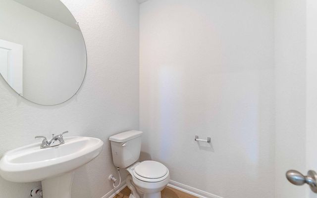 1236 Sweden, Seguin, TX 78155