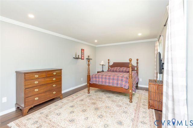 13065 Riverside Ct, Ashland, VA 23005