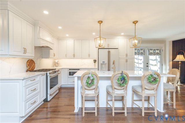 13065 Riverside Ct, Ashland, VA 23005
