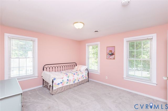 13065 Riverside Ct, Ashland, VA 23005