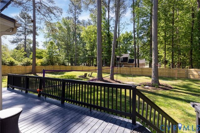 13065 Riverside Ct, Ashland, VA 23005