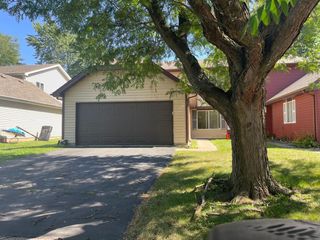 1151 Brockton Court, Aurora, IL 60504